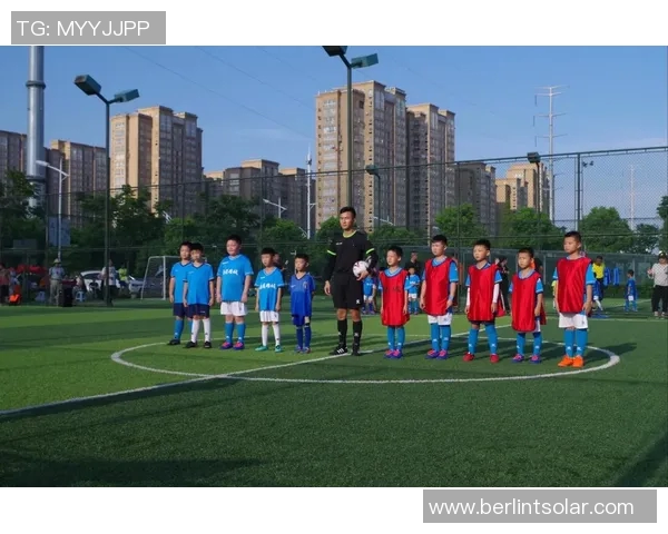 张店王府井足球明星的成长之路与未来发展展望